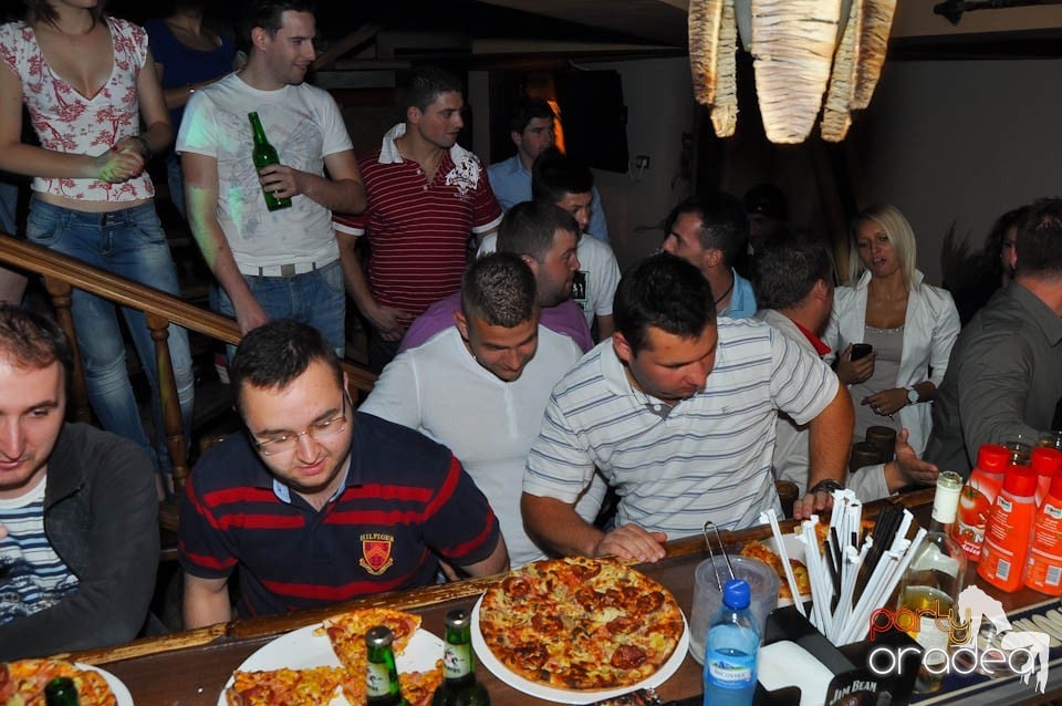 Zulu Saturday Night Party, Zulu Caffe