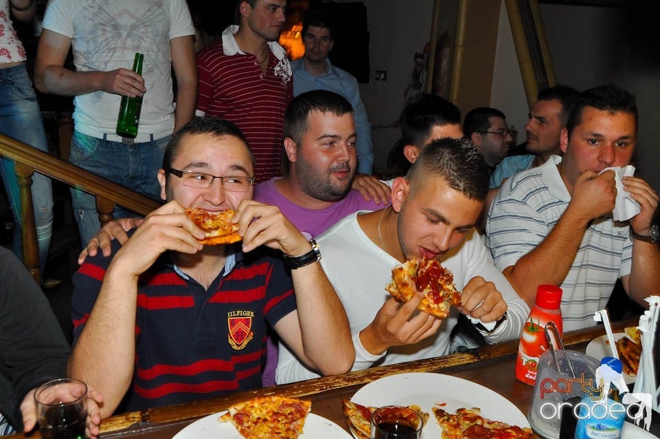 Zulu Saturday Night Party, Zulu Caffe