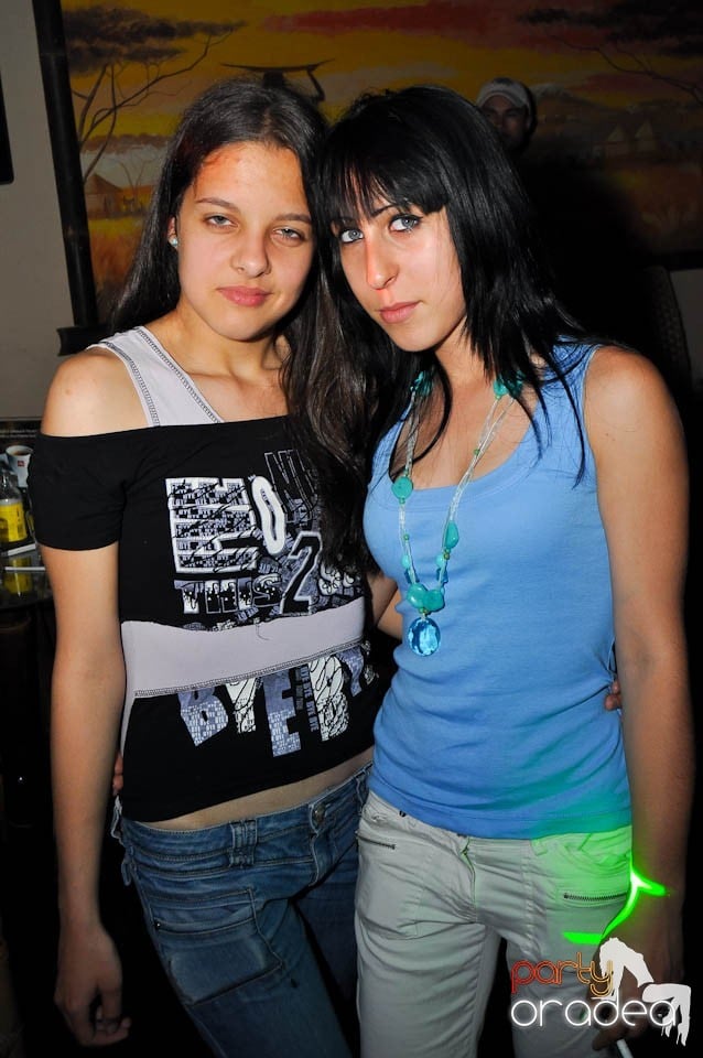 Zulu Saturday Night Party, Zulu Caffe