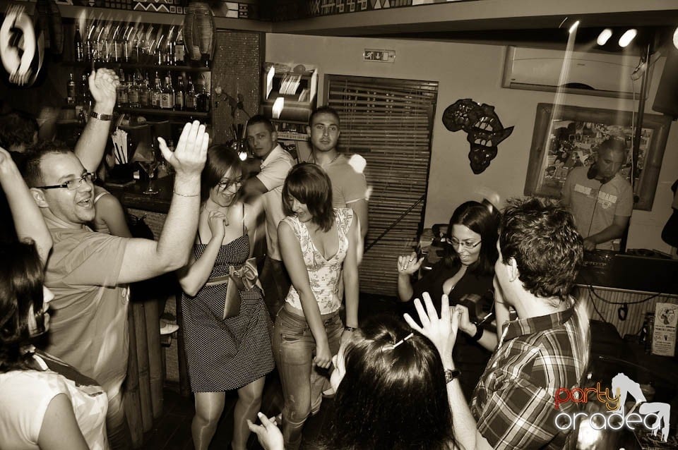 Zulu Saturday Night Party, Zulu Caffe