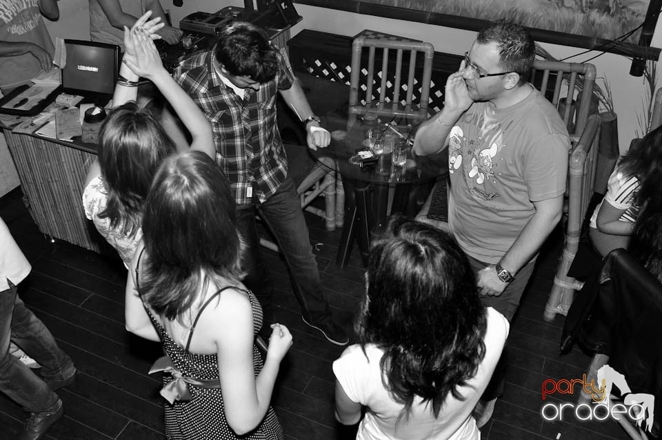 Zulu Saturday Night Party, Zulu Caffe