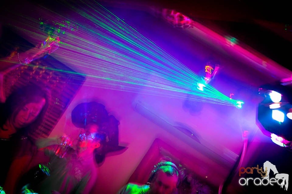 Zulu Tropicana Party, Zulu Caffe