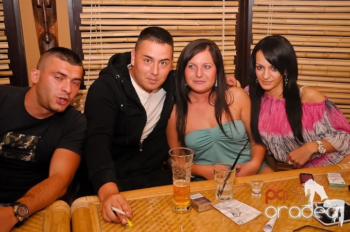 Zulu White Sensation Party, Zulu Caffe