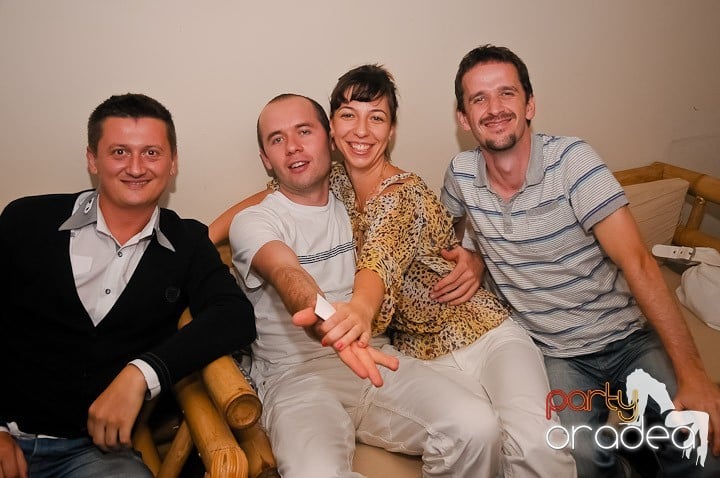 Zulu White Sensation Party, Zulu Caffe