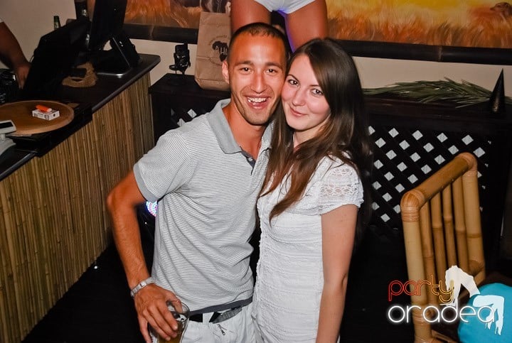 Zulu White Sensation Party, Zulu Caffe