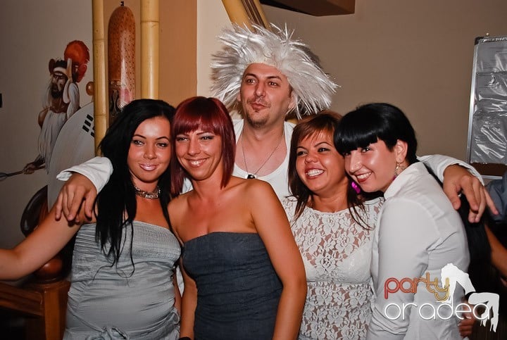 Zulu White Sensation Party, Zulu Caffe