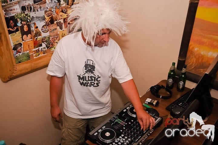 Zulu White Sensation Party, Zulu Caffe