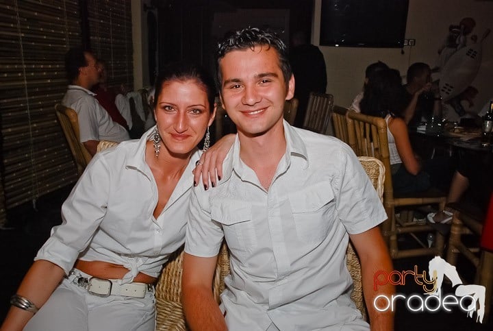 Zulu White Sensation Party, Zulu Caffe